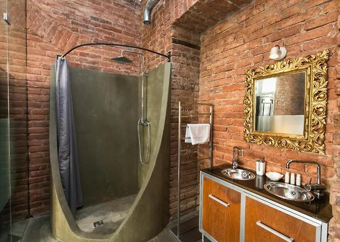 2 Bed Flat - Sleeps 3 - Wifi * プラハ